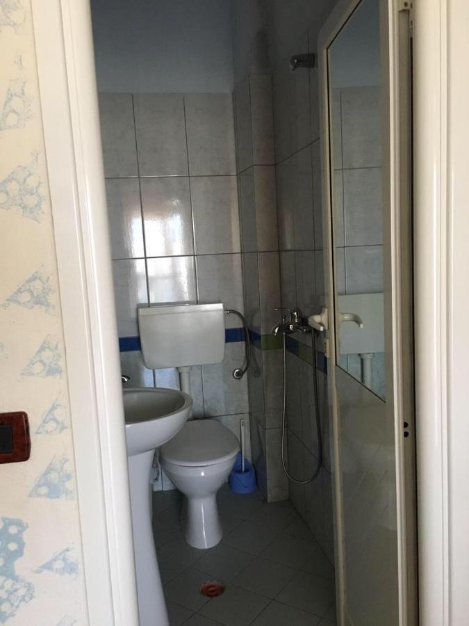Vlorë Hotel Ridal מראה חיצוני תמונה
